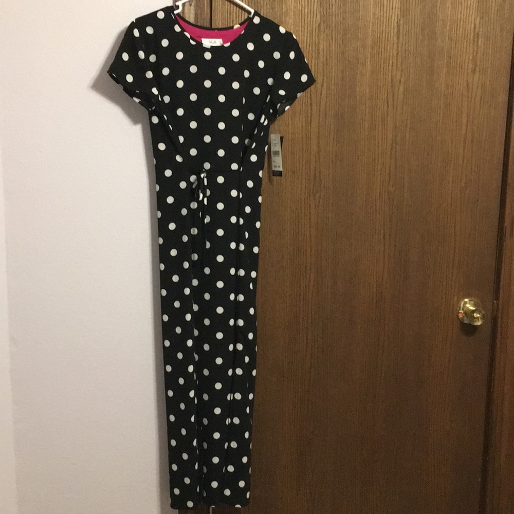 NWT: AGB size 8 polka dot maxi dress
